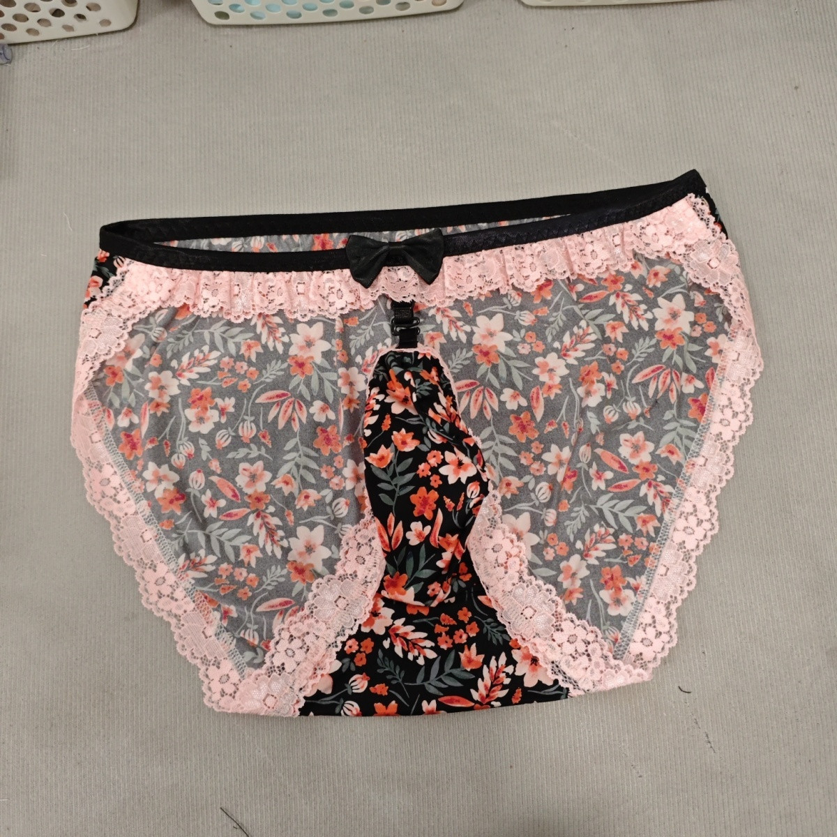 Celana Dalam Pria Seksi dan Im - Embellish Knit ulasan dan harga